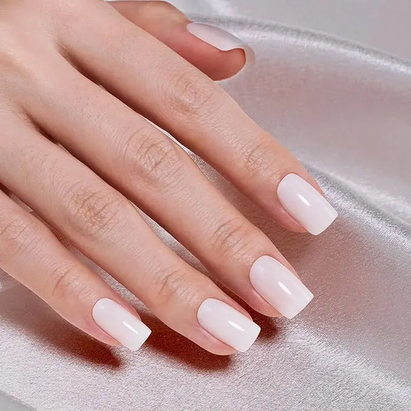 Press On Nails 32Pcs — Milky White, 16 Sizes, Glue Included, Reusable
